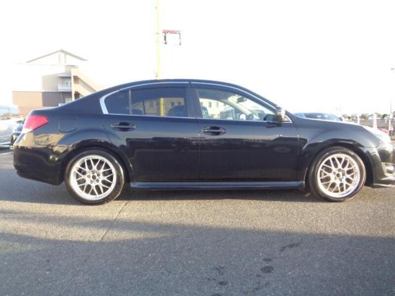 LEGACY B4