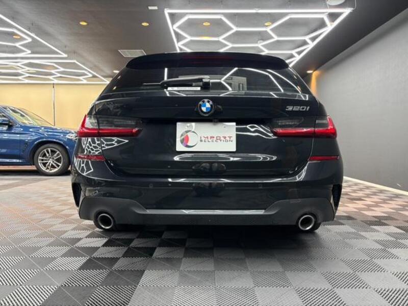 3 SERIES