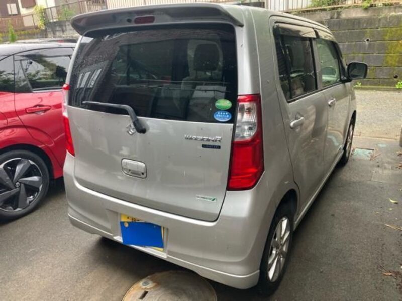 WAGON R