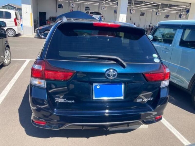 COROLLA FIELDER