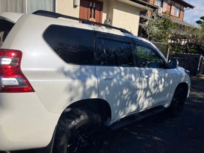 LAND CRUISER PRADO