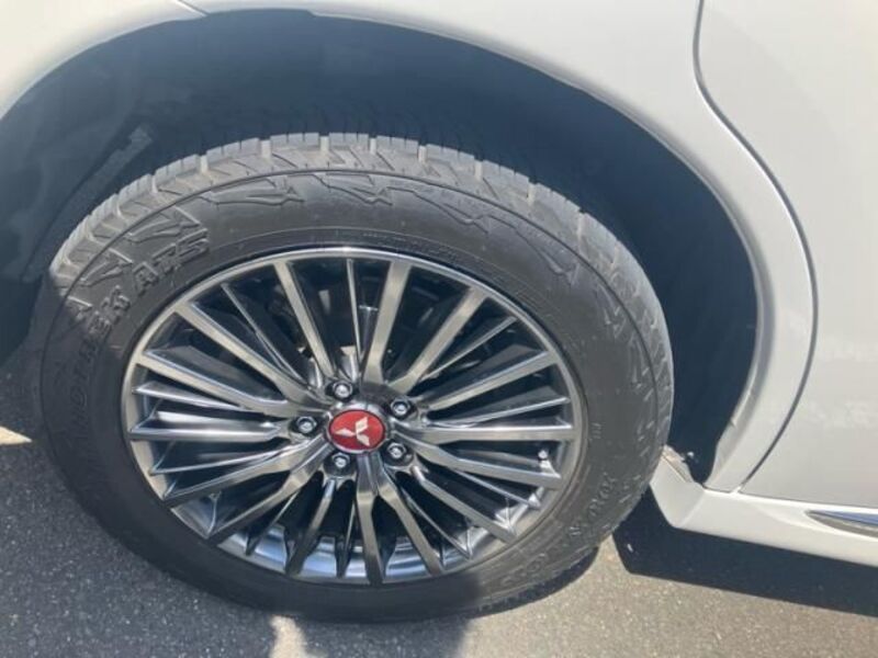 OUTLANDER PHEV