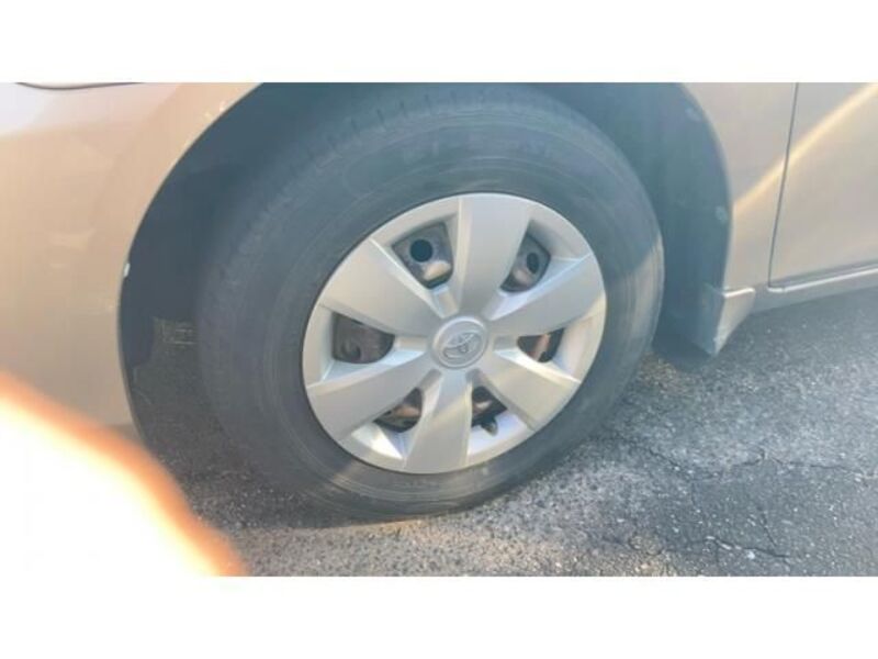 COROLLA AXIO