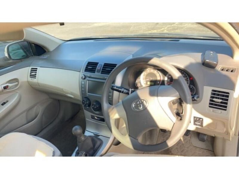 COROLLA AXIO