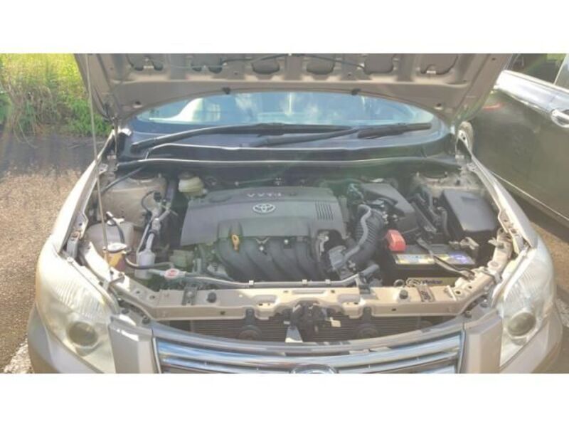 COROLLA AXIO