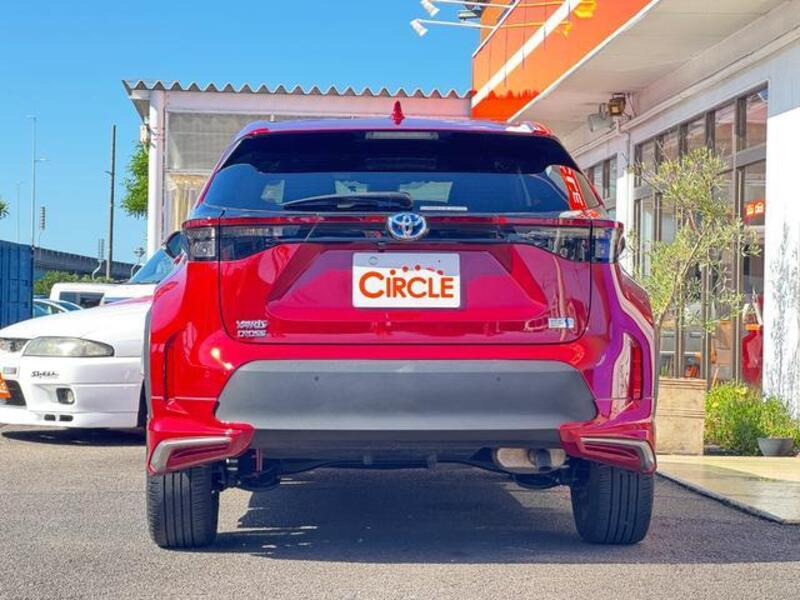 YARIS CROSS
