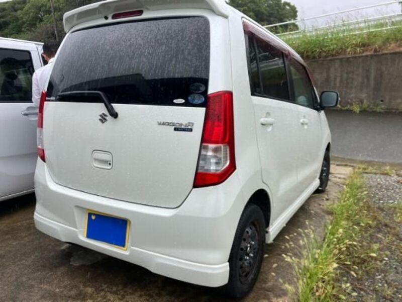 WAGON R