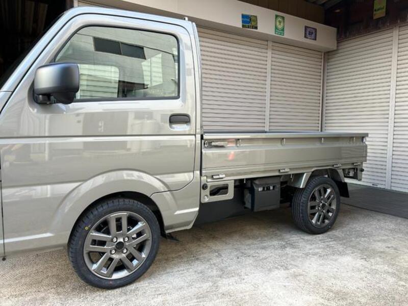 CARRY TRUCK
