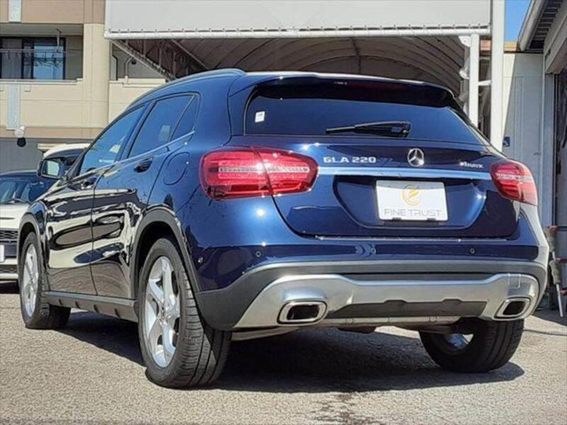GLA CLASS