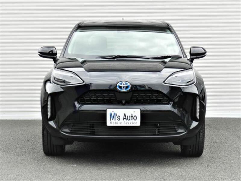 YARIS CROSS