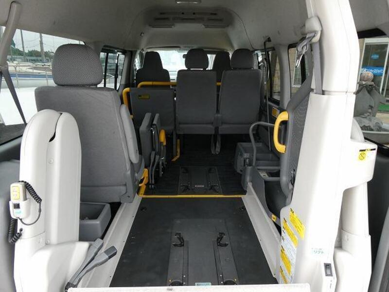 HIACE VAN
