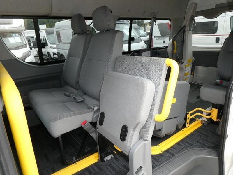 HIACE VAN