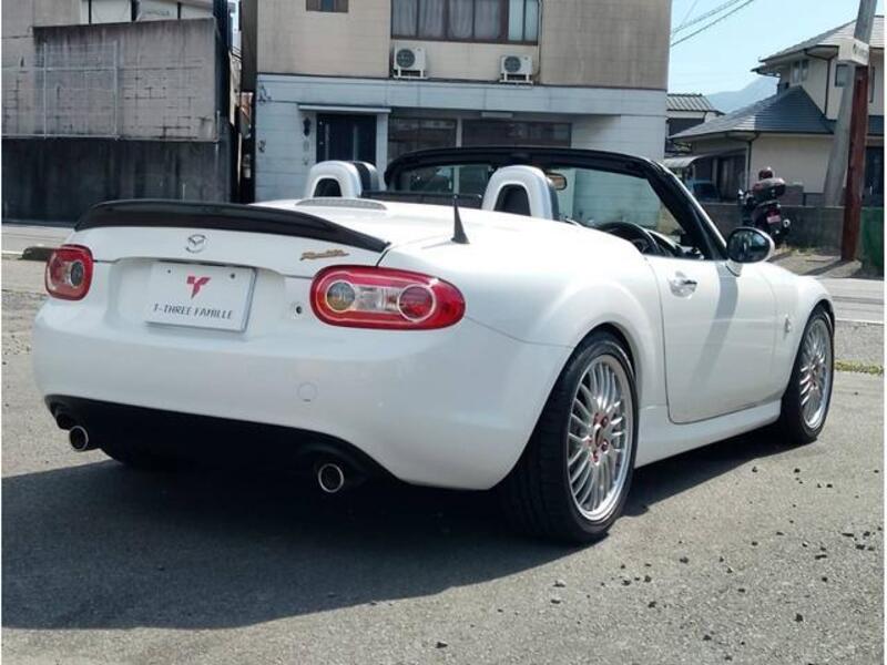 ROADSTER
