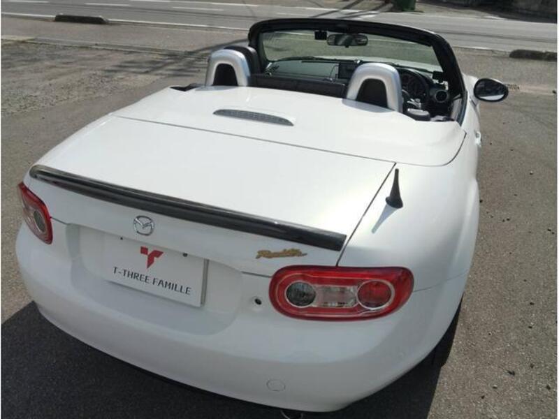 ROADSTER