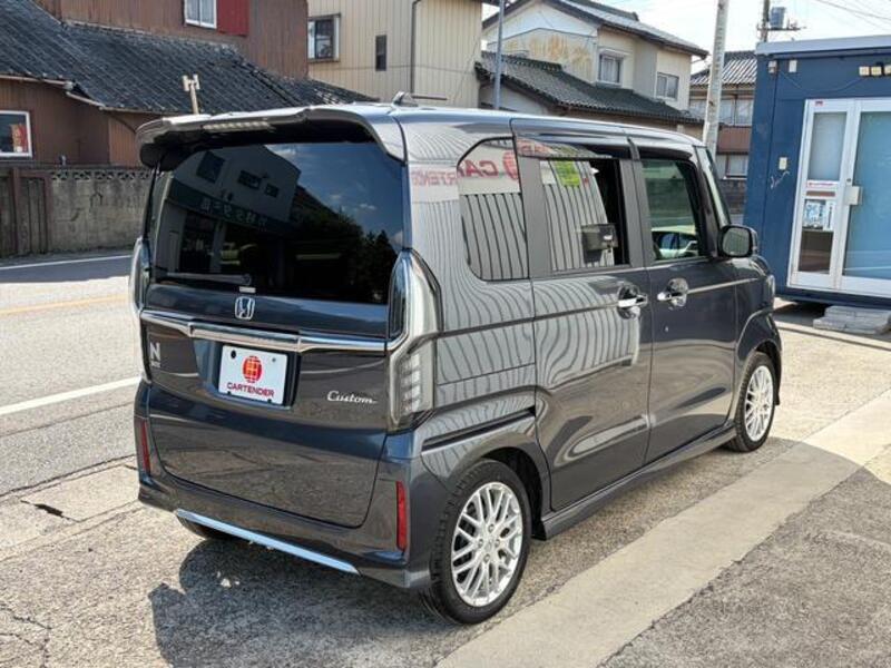 N BOX CUSTOM