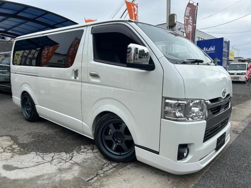 HIACE VAN