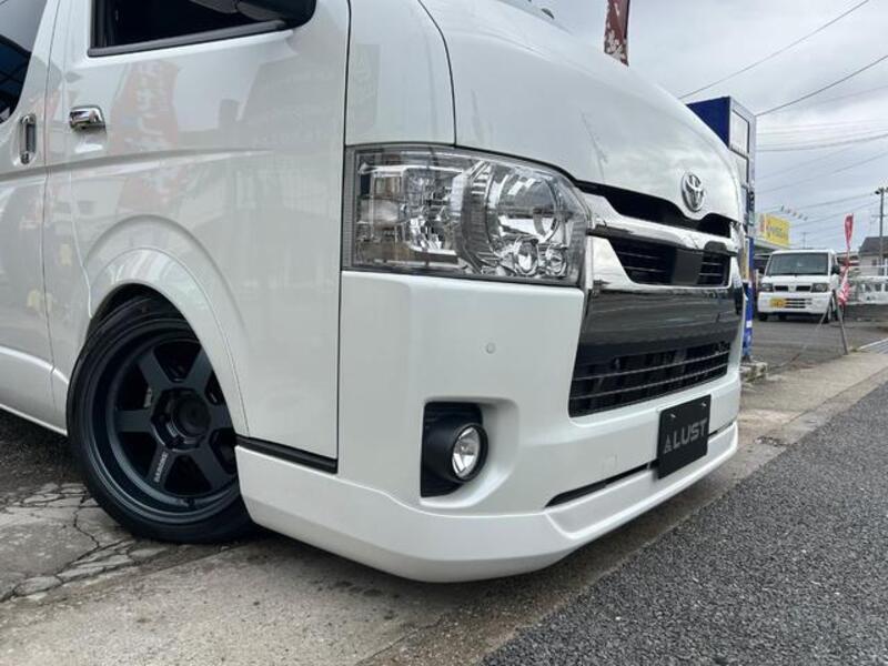 HIACE VAN