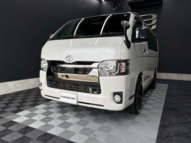 HIACE VAN