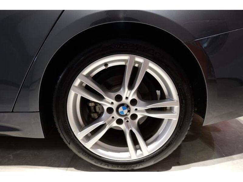 4 SERIES