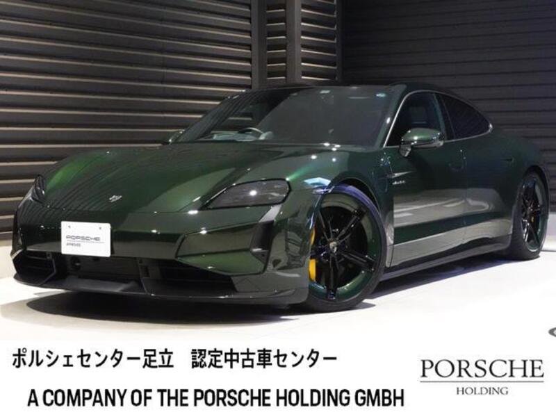 PORSCHE TAYCAN