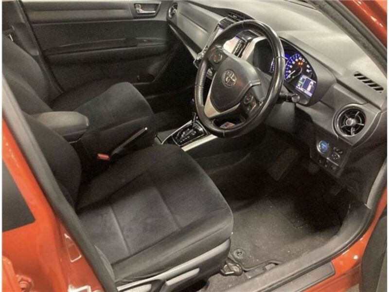 COROLLA FIELDER