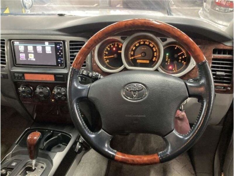 HILUX SURF