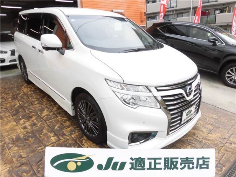 NISSAN ELGRAND