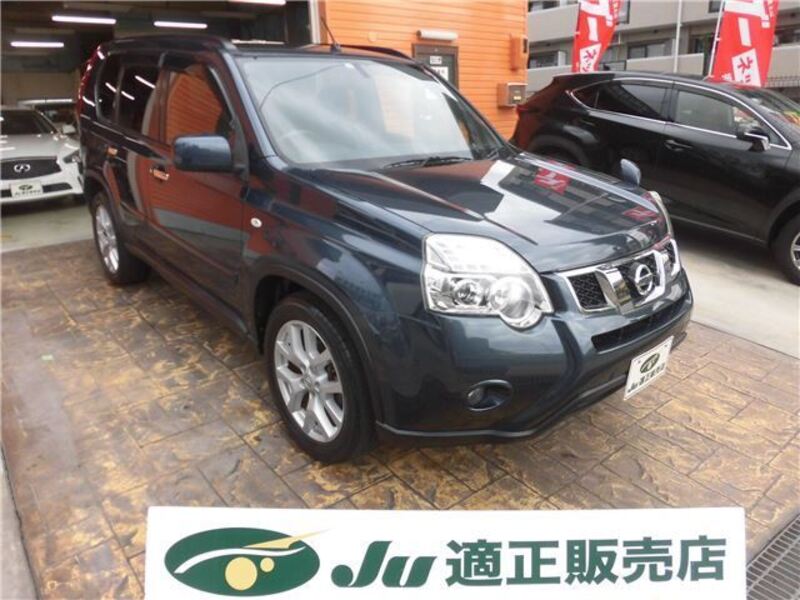 X-TRAIL-0