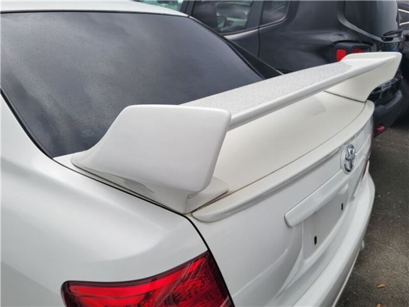COROLLA AXIO
