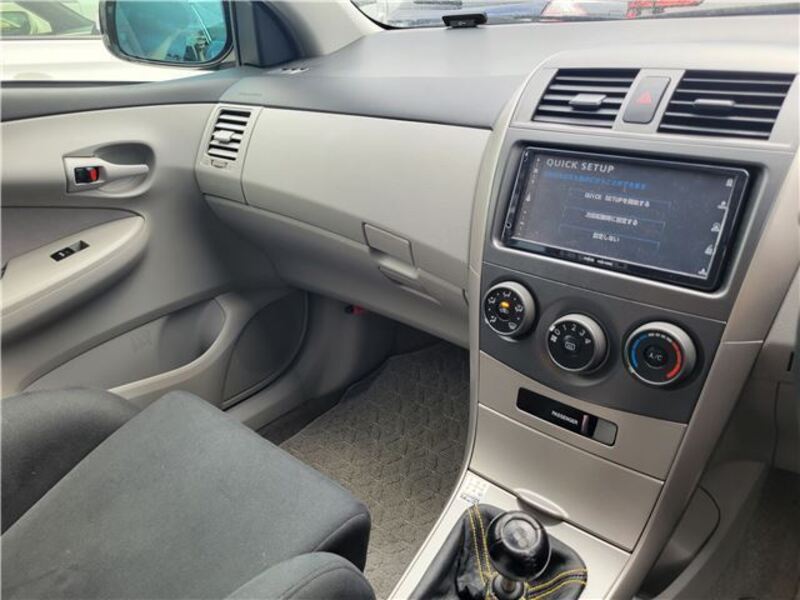 COROLLA AXIO