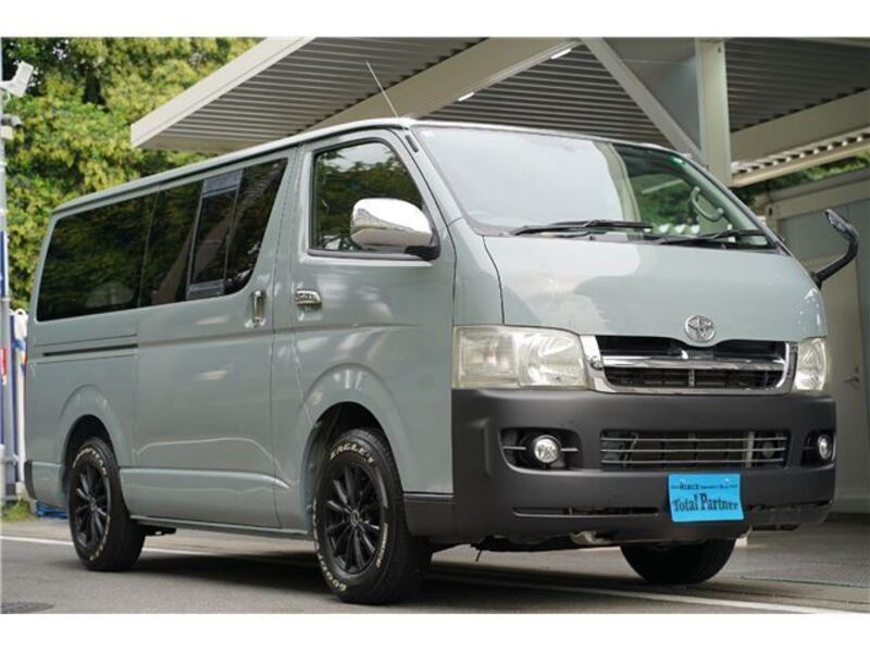 HIACE VAN