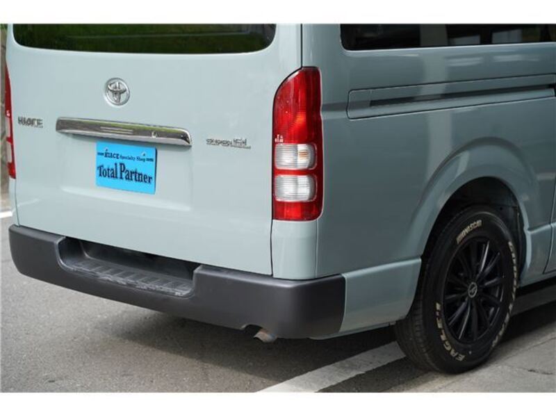 HIACE VAN