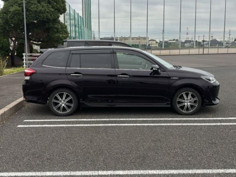 COROLLA FIELDER