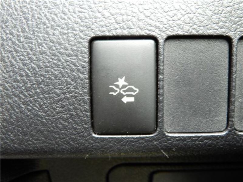 AURIS