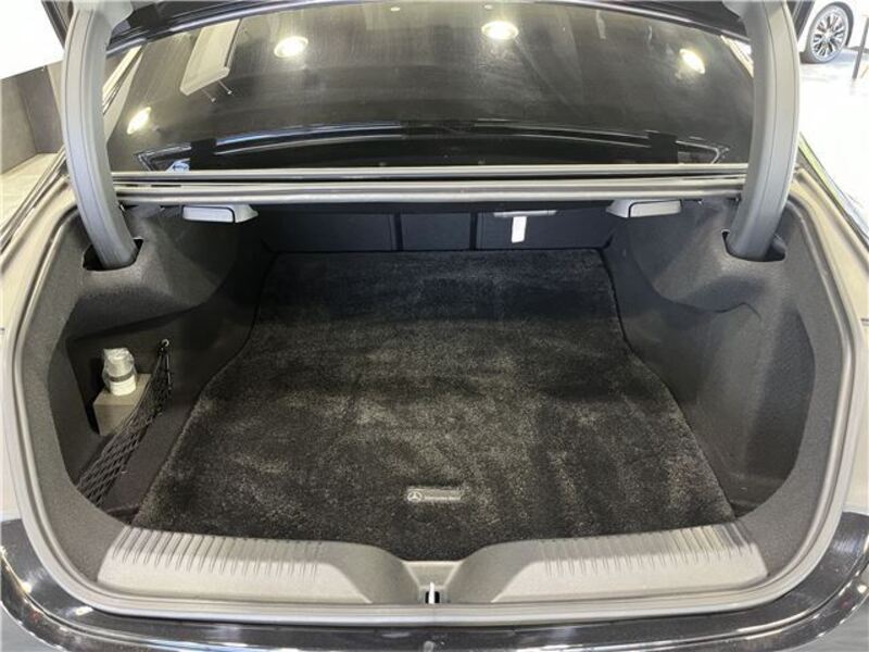 CLS-CLASS