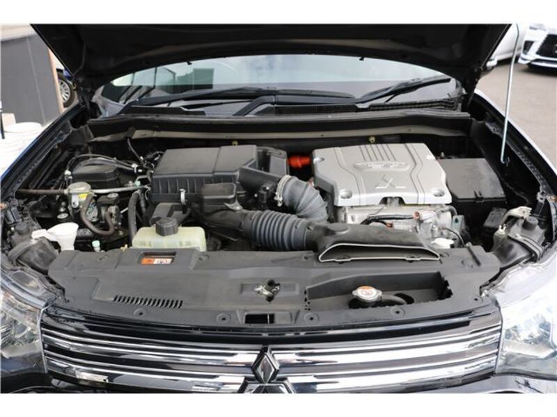 OUTLANDER PHEV