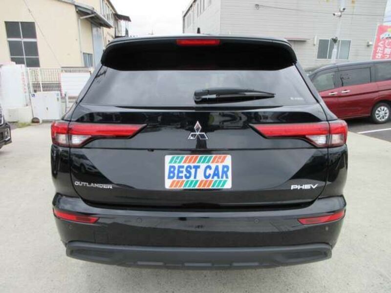 OUTLANDER