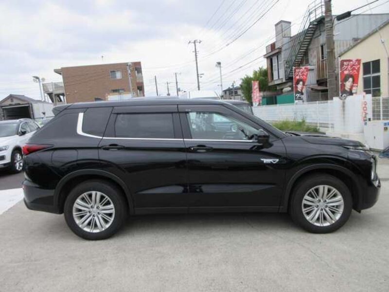 OUTLANDER