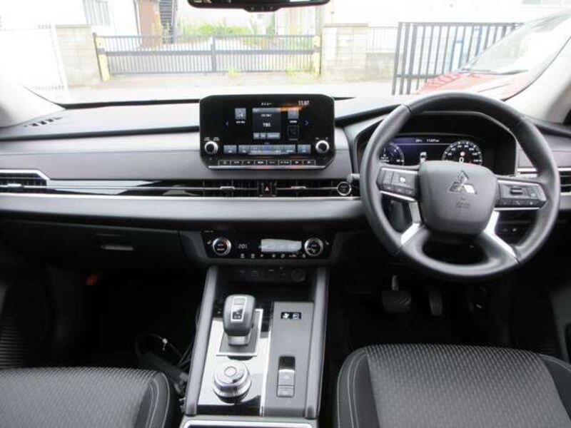 OUTLANDER