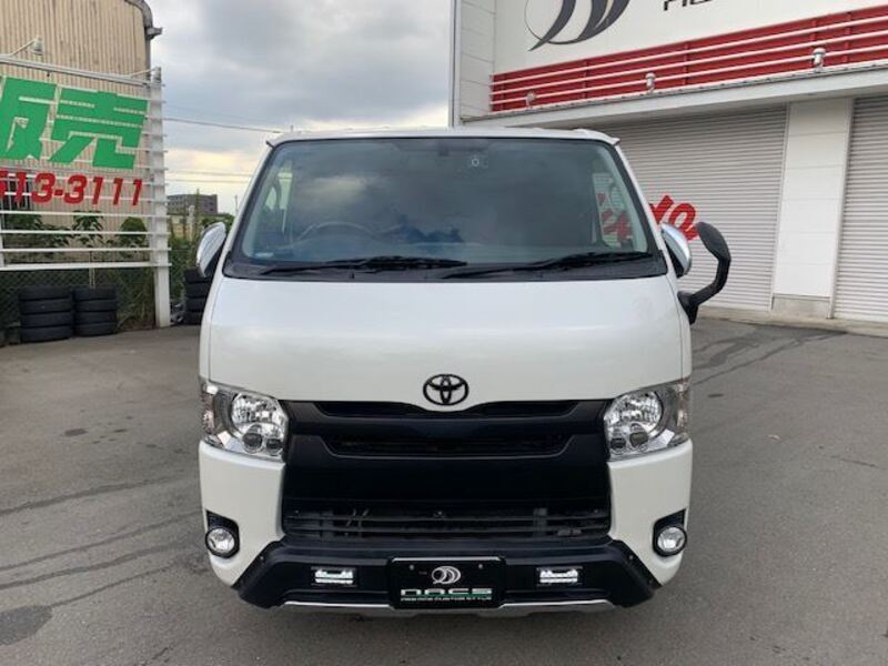 HIACE VAN