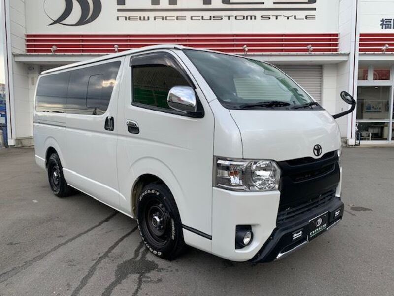 HIACE VAN