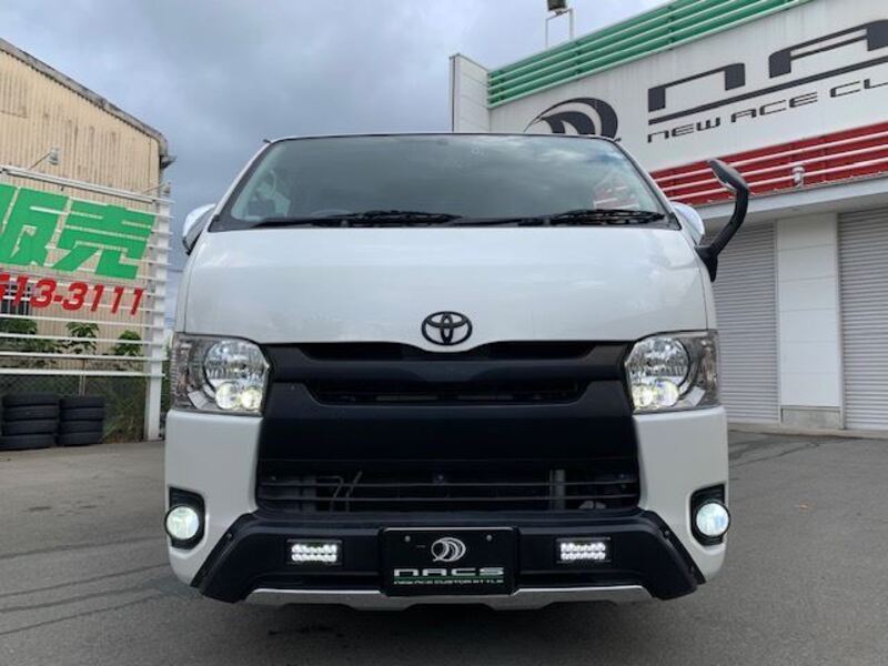 HIACE VAN