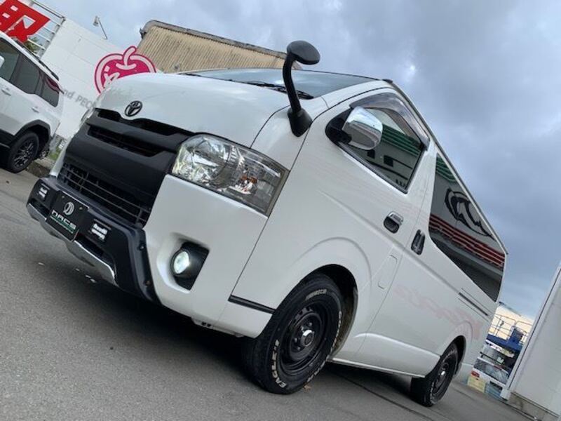 HIACE VAN