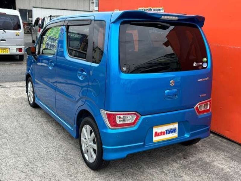 WAGON R