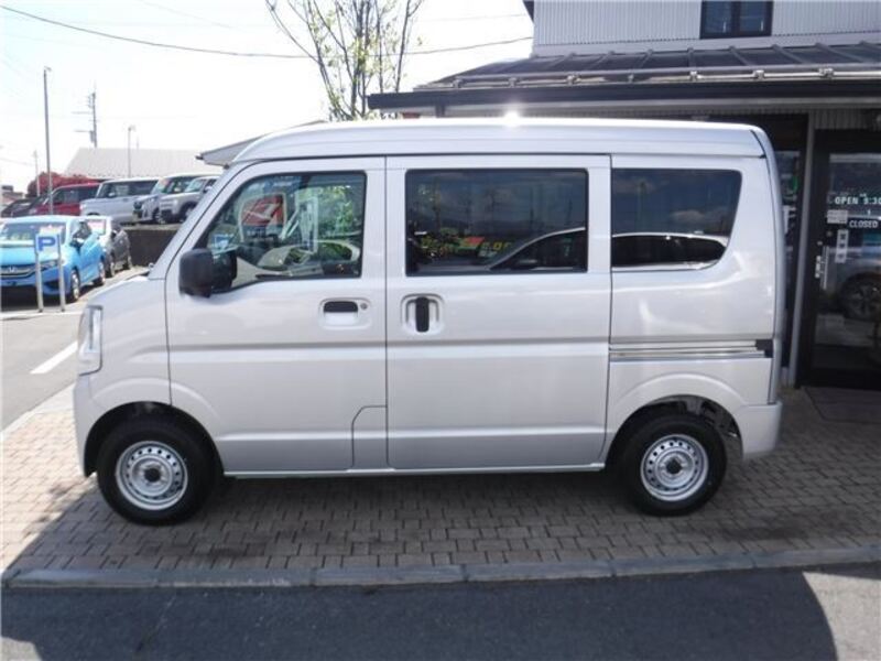 MINICAB VAN