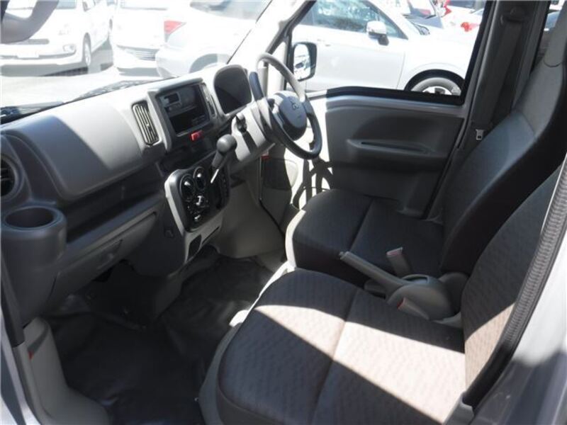MINICAB VAN