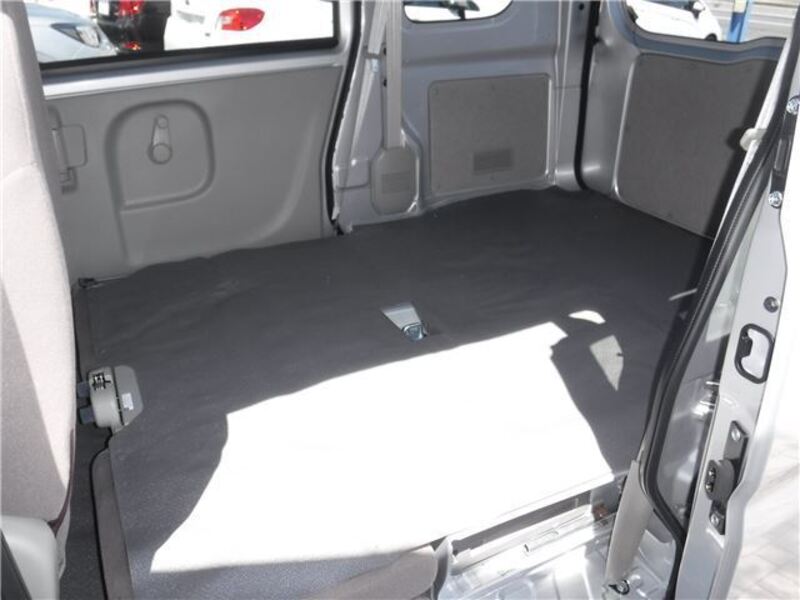 MINICAB VAN