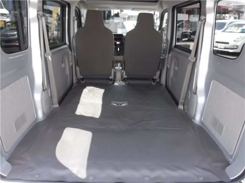 MINICAB VAN