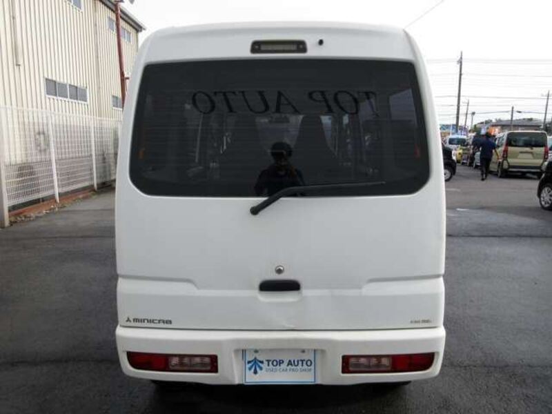 MINICAB VAN