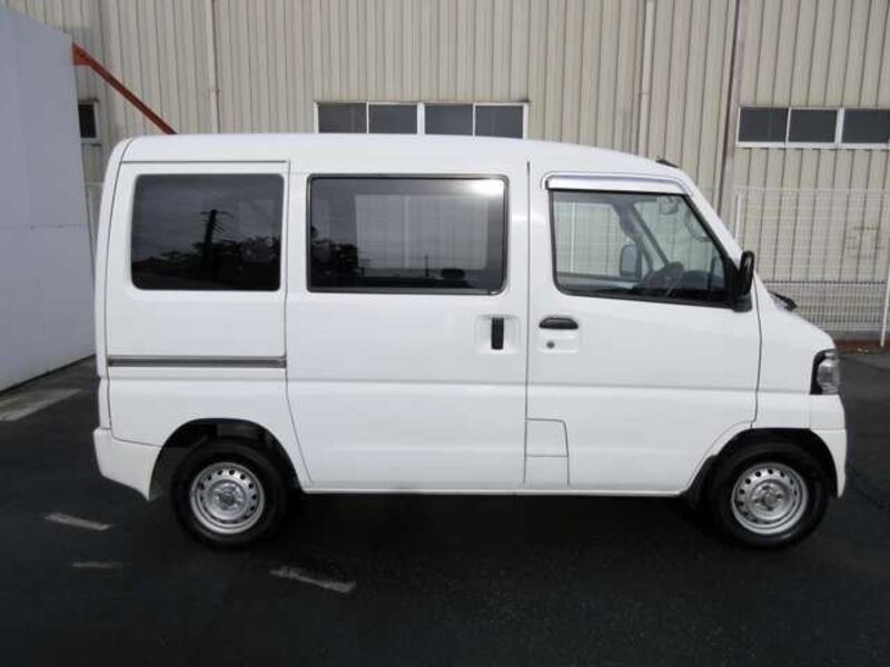 MINICAB VAN